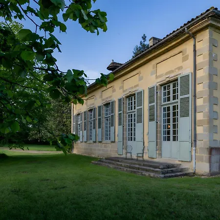 Couette-café Château 3*
